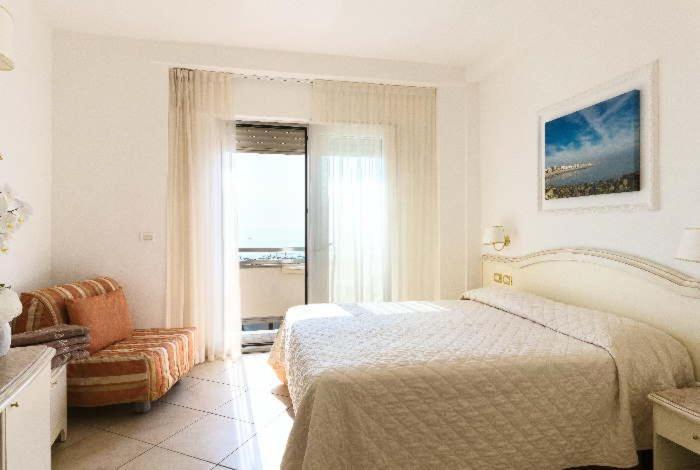 Hotel Acapulco Milano Marittima Exteriör bild