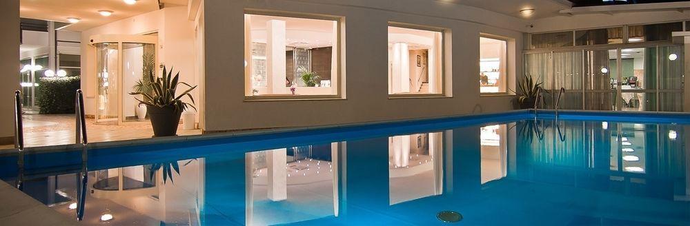 Hotel Acapulco Milano Marittima Exteriör bild